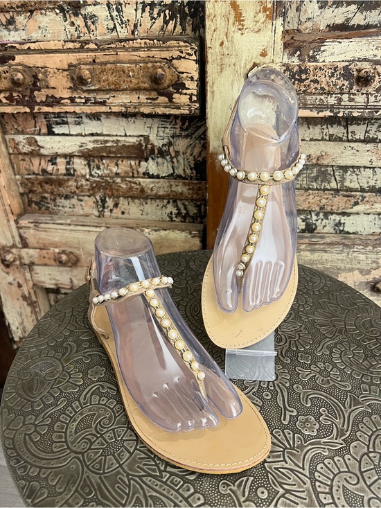 None Shoes - NO BRAND • nude and pearl sandals